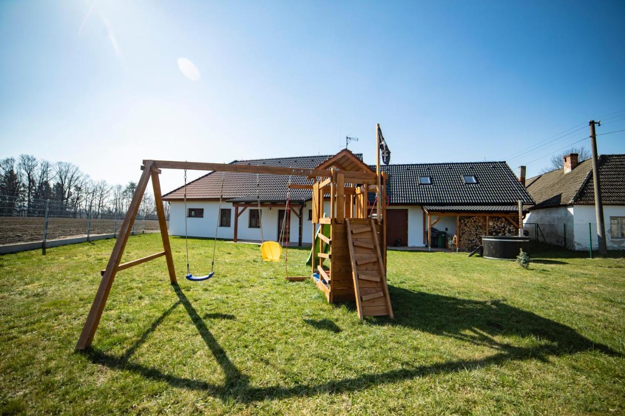 Apartman Dvorce Stráž nad Nežárkou Dış mekan fotoğraf
