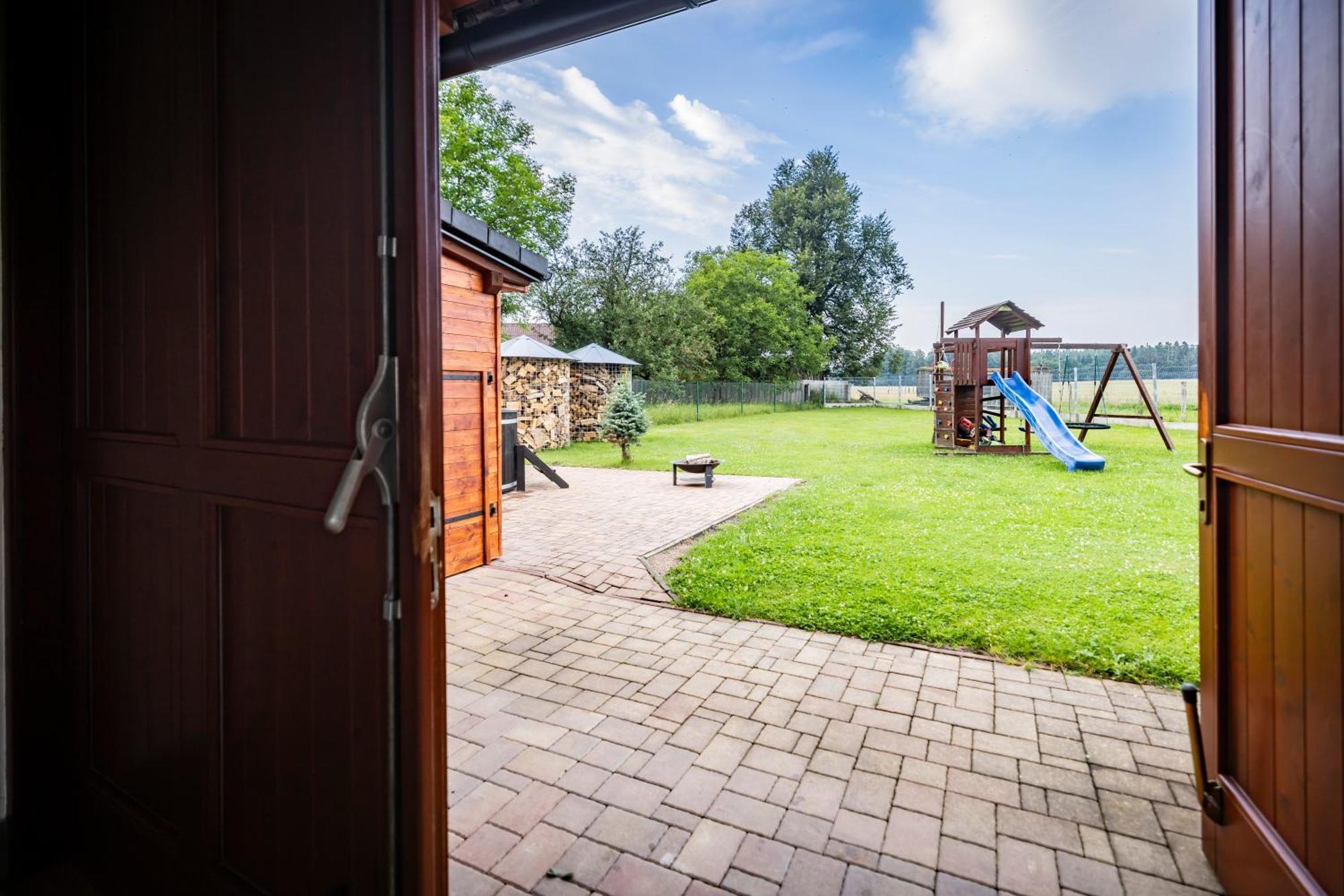 Apartman Dvorce Stráž nad Nežárkou Dış mekan fotoğraf